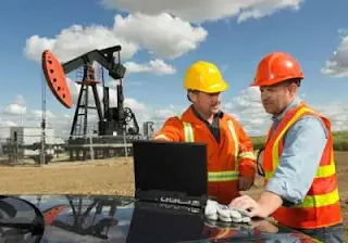 تناسب مهنة هندسة البترول العاملين في منطقة الخليج