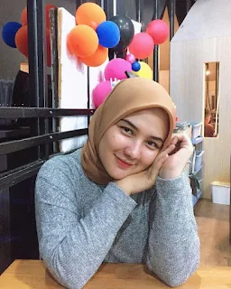 50 Deretan Pesona Una Maulina Wanita Solehah Berjilbab Cantik Gemesin asal Aceh