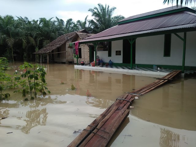 Akibat Curah Hujan Yang Deras, Pondok Zikir Thoriqat Ahlisyattariyah Terendam Banjir dan Perlu Perhatian Pemerintah