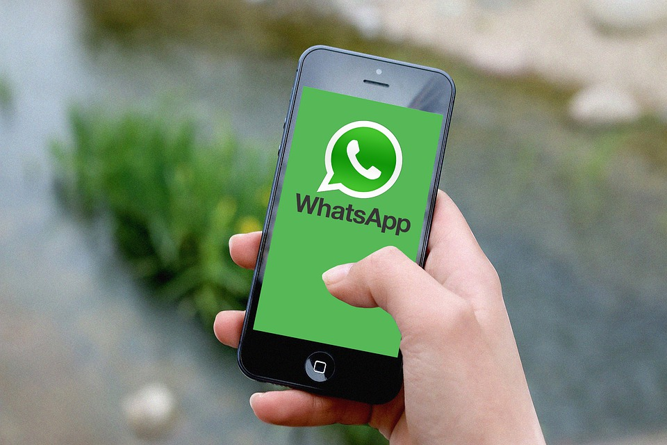 sending heart emoji on whatsapp can land people 5 years in jail and fine for rs 19 lakh - Knowledge World