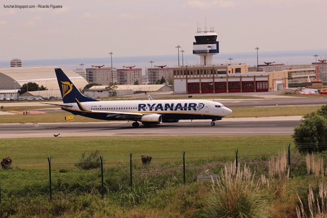 RYANAIR - AEROPORTO DE LISBOA