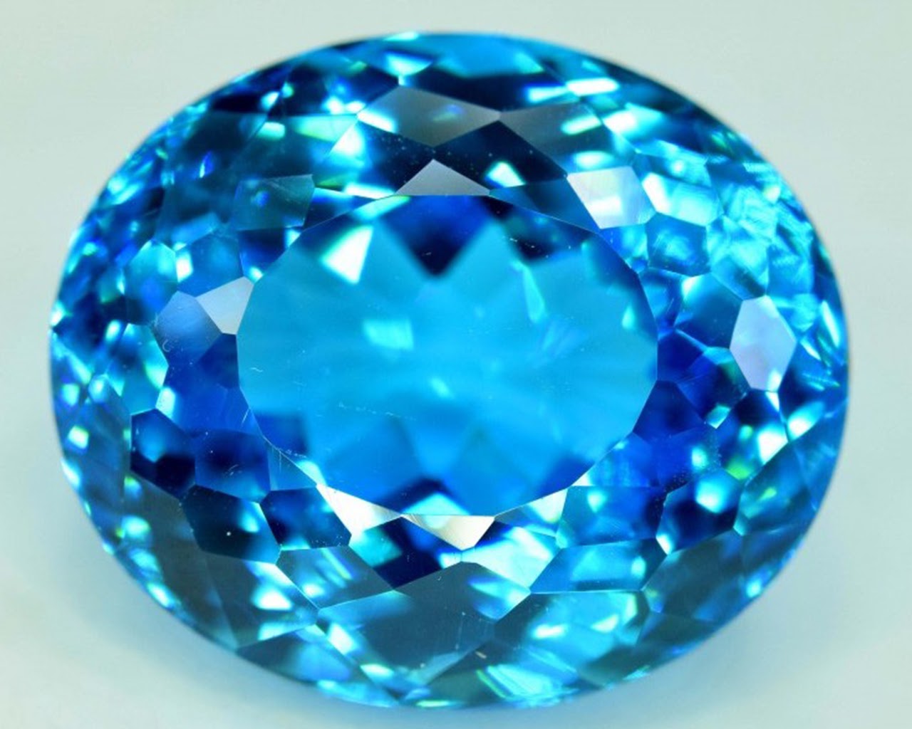 Blauwe Topaas