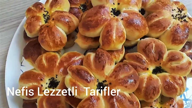 Çörek Otlu Çiçek Poğaça