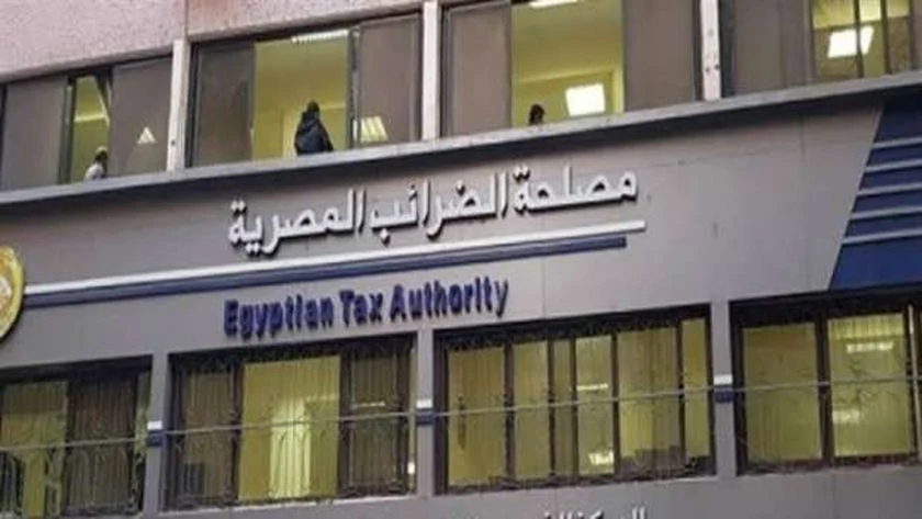 خطوات إضافة محاسب لاعتماد إقرارات ممولي القاهرة رابع الضريبية