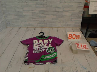 中古品　子供服　８０ｃｍ　BABYDOLL　ラベンダーカラー　半袖Tシャツ　１１０円