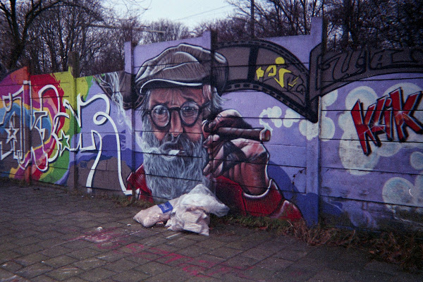 Akbar-graffiti, Trekvlietplein, Den Haag