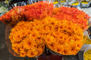 Pak Khlong Talat Flower and Veg Market