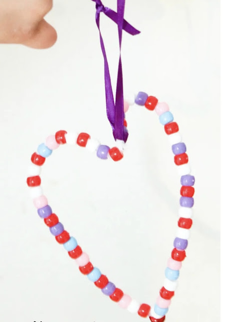 pipe cleaner bead art.