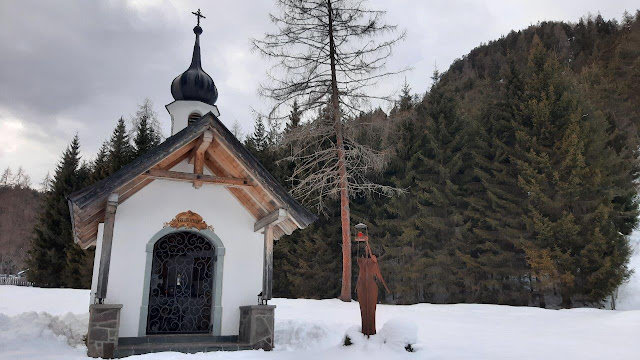 Einer der vielen Kraftplätze Tirols für besinnliche Weihnachten. (Foto: 23.12.2021)