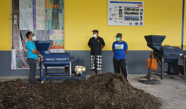   Wabup Kasta Kunjungi TPS3R Akah Asri, Ajak Warga Pilah Sampah Dari Rumah