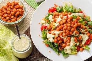 En KolayNohut Salatası Tarifi - Nohut Salatası Nasıl Yapılır?  