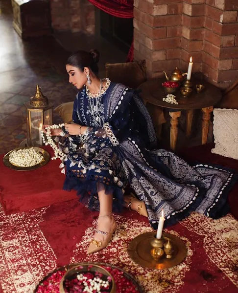 Kinza Hashmi Desi Looks are so Inspiring in Beyond East campaign