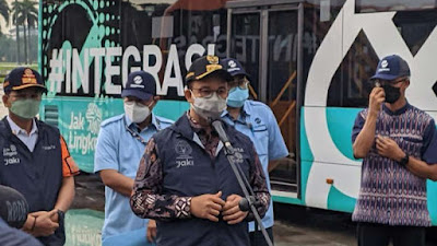 Keren! TransJakarta Sukses , Anies Baswedan Berencana Luncurkan Mobil Dinas Listrik