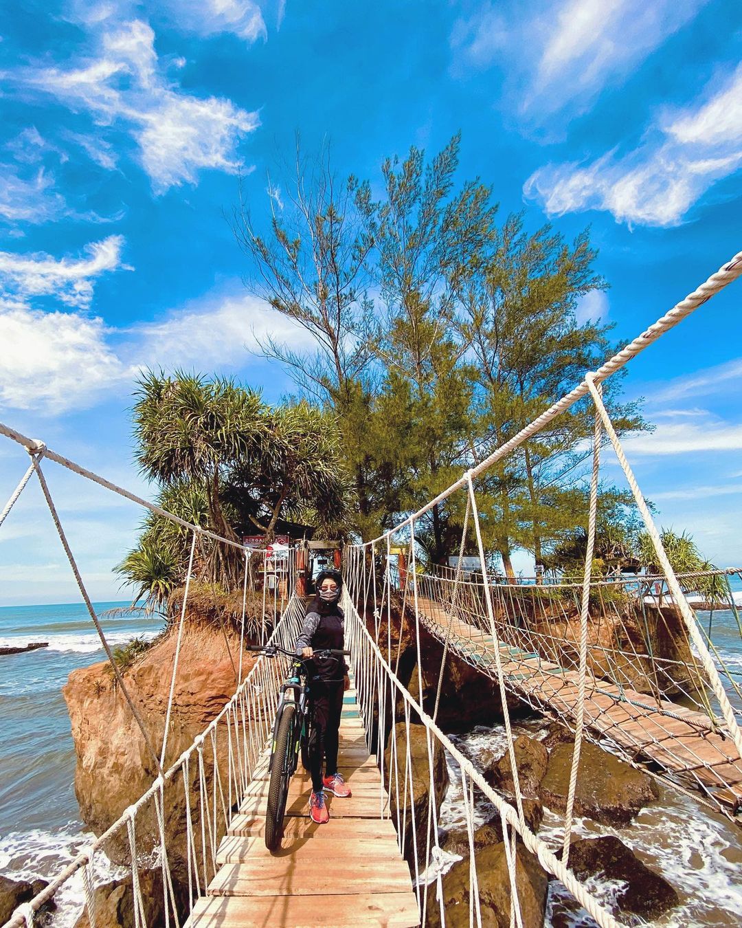 Pantai Sungai Suci Bengkulu