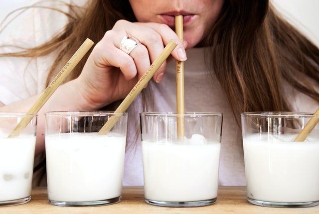 minum susu pasteurisasi