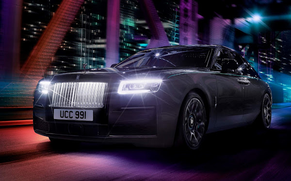 Novo Rolls-Royce Ghost 2022 versão Black Badge