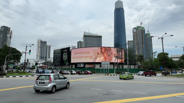 Becky Rebecca Patricia Armstrong Fans Support Ad 瑞玫高·阿瑟农应援广告 KL City Centre Nearby Berjaya Time Square LED Billboard Advertising Malaysia Kuala Lumpur Digital Screen Advertising