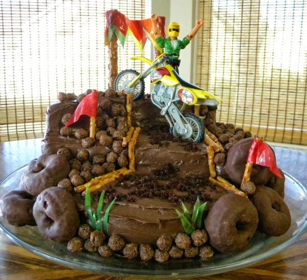 dirt bike cake