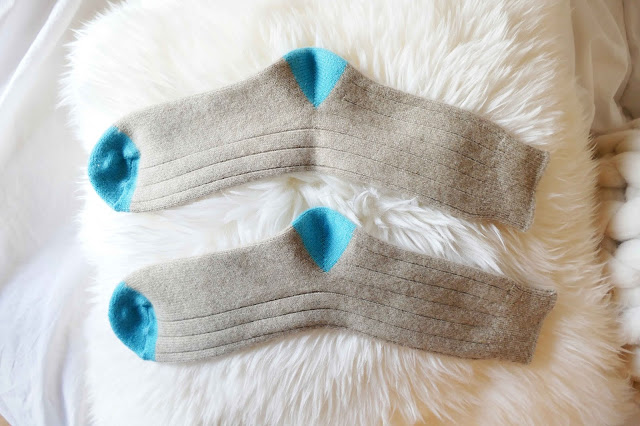 CashmereSlipperCo Review , handmade cashmere shop uk, cashmere beanie uk, where to buy cashmere accessories uk, best cashmere winter accessories uk, cashmere socks uk review, cashmere wristlet uk