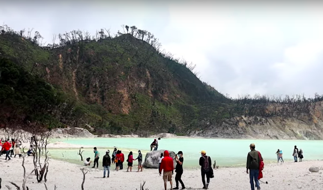 Kawah putih bandung