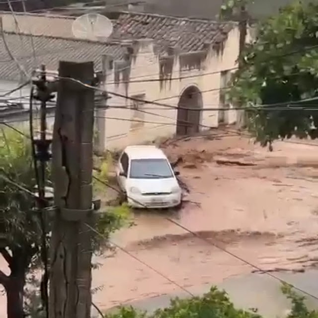 Chuva forte causa alagamentos e transtornos em Italva - Veja as fotos e Vídeos