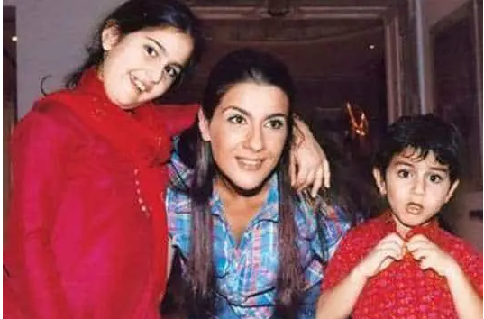 Sara Ali khan pics, biography, family