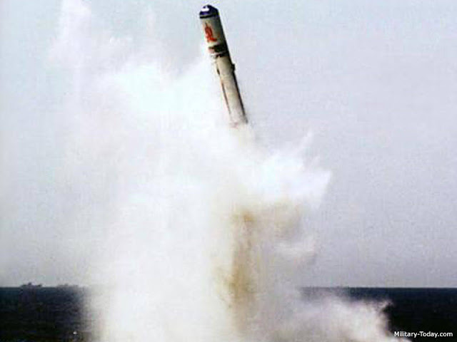 Misiles balísticos para Submarinos_slbm_jl-2 China