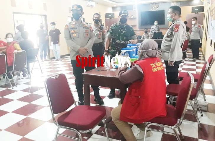 INILAH, Kodim dan Polres Takalar,  Bekerjasama Dalam Percepatan Vaksinasi