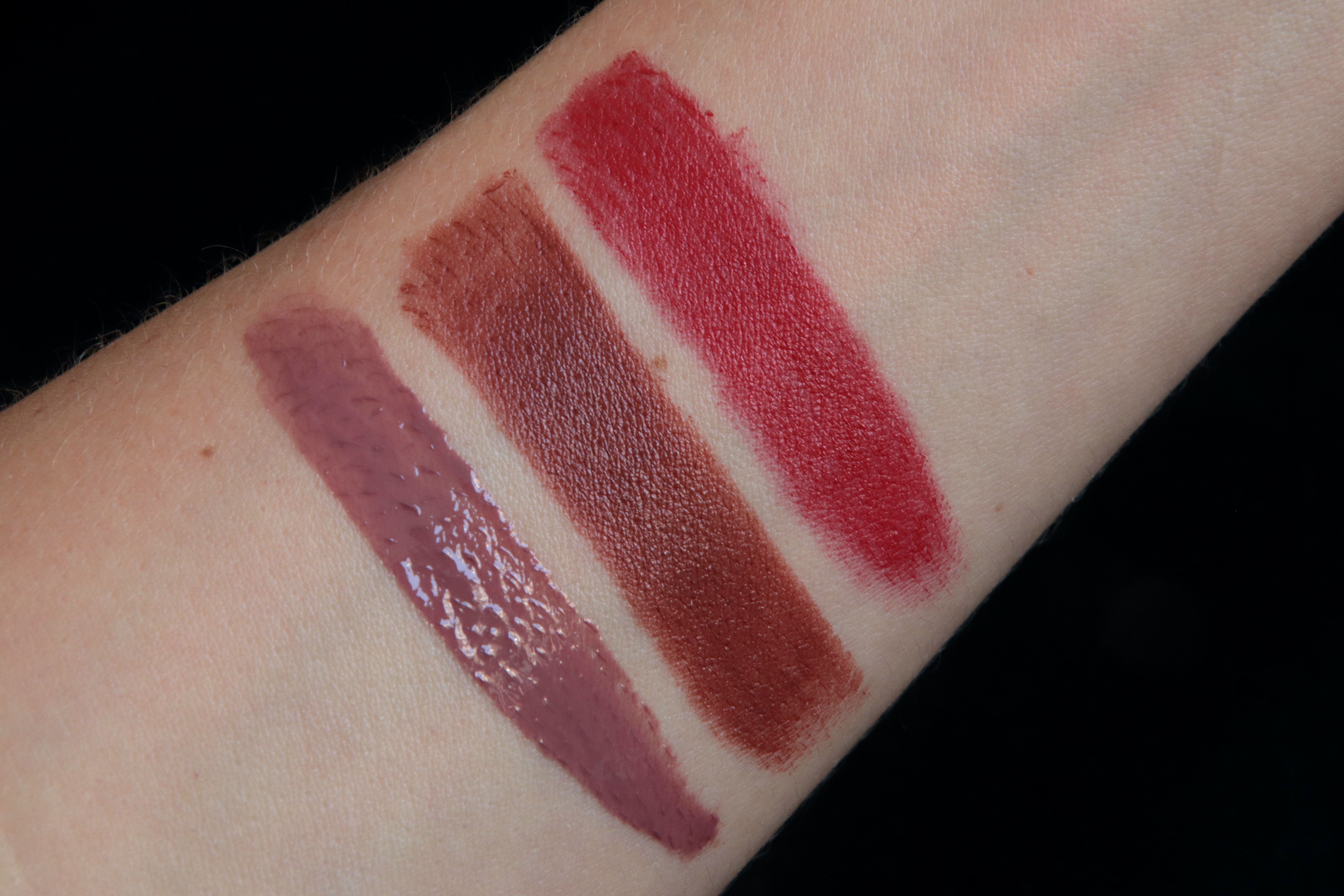 Suqqu rouges à lèvres swatches