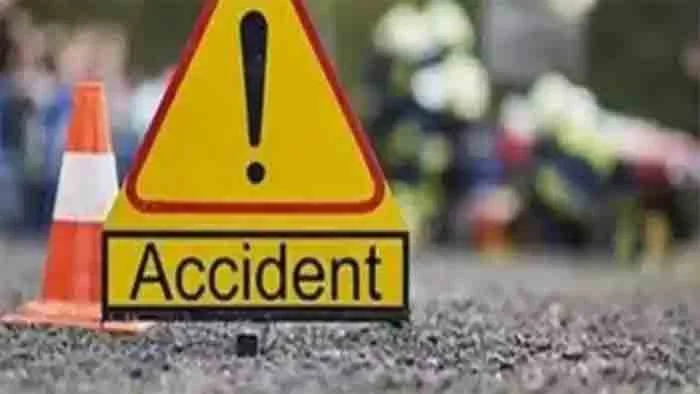 Bengaluru: Two techies killed after speeding car rams into bike, Bangalore, News, Accidental Death, Injured, Hospital, Dead, Obituary, National