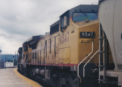 Union Pacific C41-8CW #9547 in Vancouver, Washington in June 2002