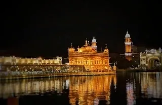 Golden -Temple-AmritsarTaxi-Driver-Delhi