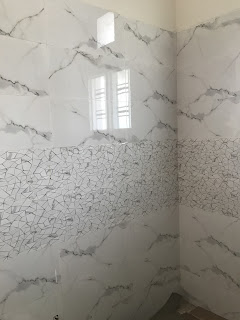 white color bathroom tiles design