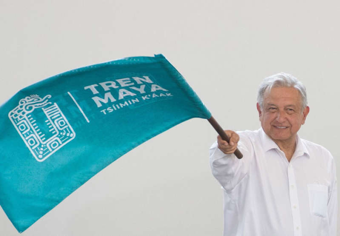 AMLO lanza campaña para defender el Tren Maya