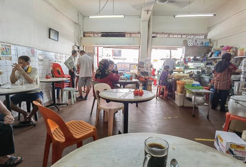 Curry_Puff_Heap_Seng_Leong_Coffee_Shop