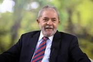 Lula denuncia fake news da Folha de S. Paulo a favor da família Bolsonaro