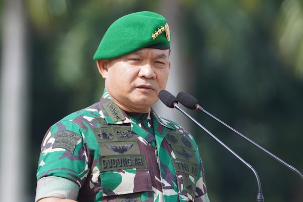 Perintah Jenderal Dudung Ke Para Prajurit: Jangan Terbuai Tugas Pokok, Kelompok Radikal Sudah Sangat Mengkhawatirkan