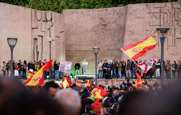 Lo siento, ser solo antifascistas ya no basta