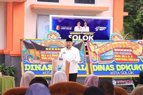 Aula Umar Ismail Riva'i Dinas Kesehatan Diresmikan Wali Kota Solok