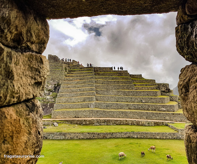 Machu Picchu, Peru - Praça Principal e terraços de cultivo