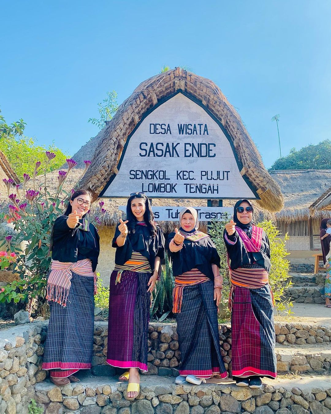 Desa Wisata Sasak Ende Lombok