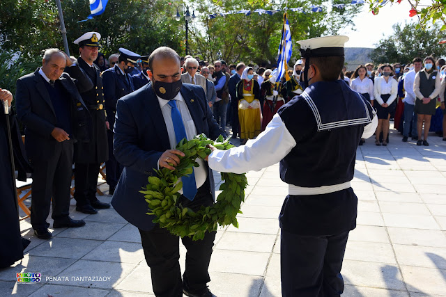 Εύχομαι το ηρωϊκό μήνυμα των μαχητών και αγωνιστών του 1940 να αποτελεί πάντα στη ζωή μας φάρο και οδοδείκτη, προς επιτέλεση και του δικού μας εθνικού χρέους.