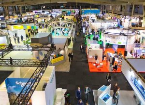 Cícero Lucena conhece ideias no Smart City Expo World Congress para realizar em João Pessoa