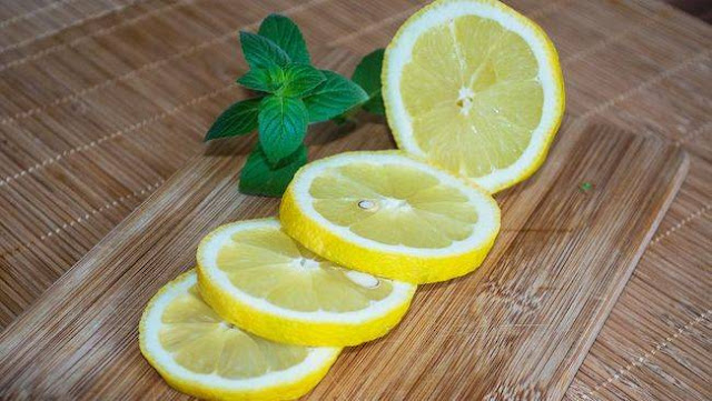 Cara Memutihkan Wajah Pria Berminyak dengan Lemon