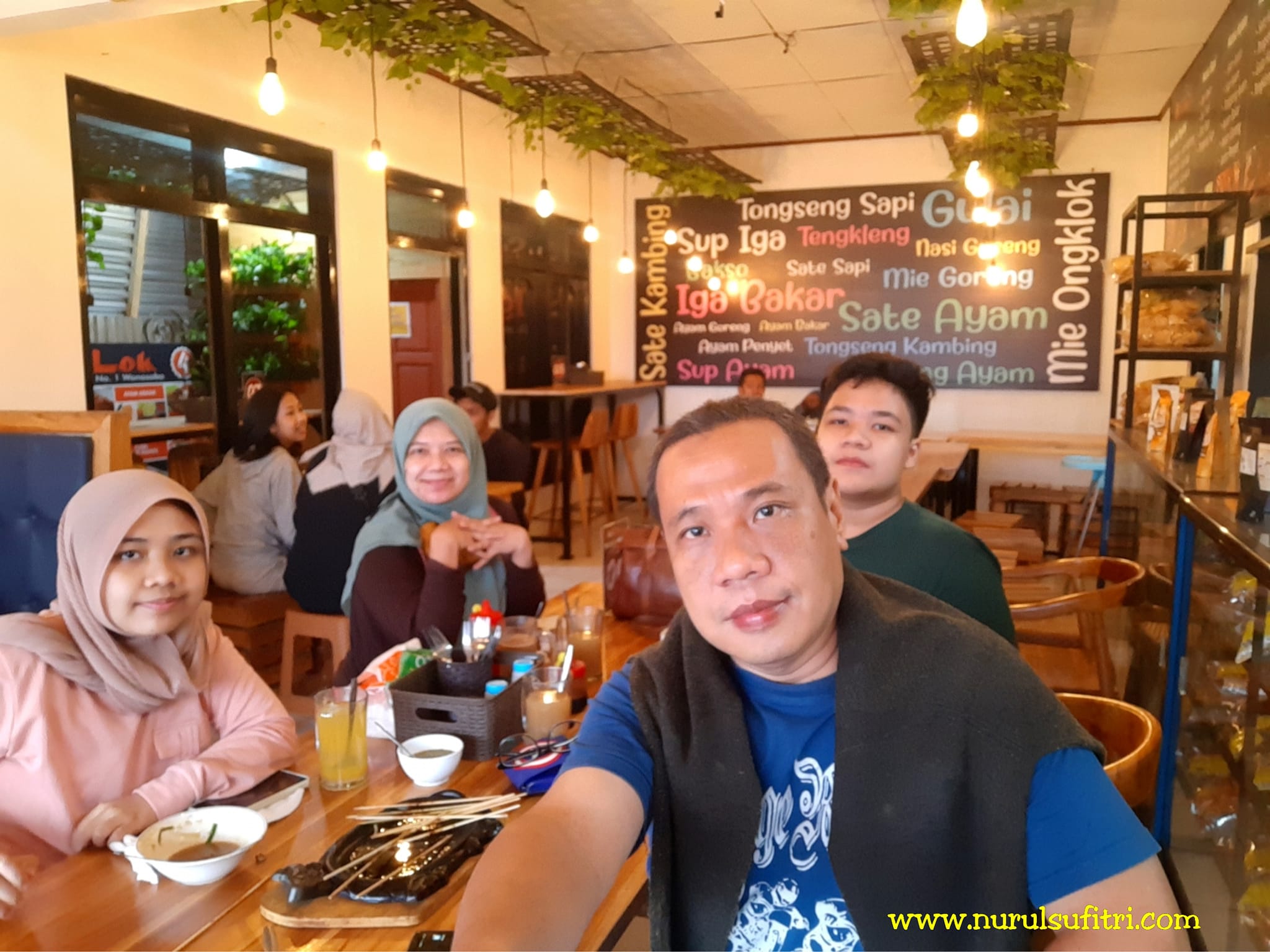 Mie Ongklok, Kuliner Khas Wonosobo yang Unik Memanjakan Lidah Nurul Sufitri Travel Blogger