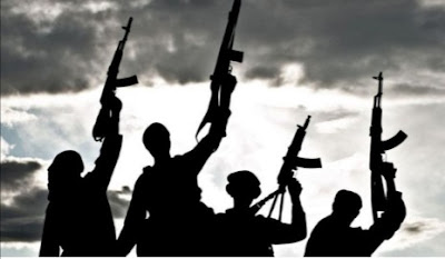 Gunmen Attack Boat In Bayelsa, Abandon Passengers In Bush