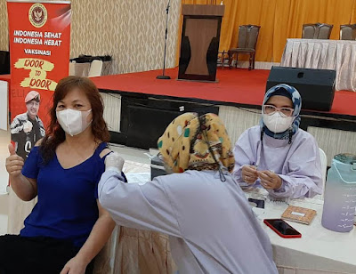 Binda Kepri Gelar Vaksinasi Booster bagi Guru di Batam, Menargetkan 3000 Orang