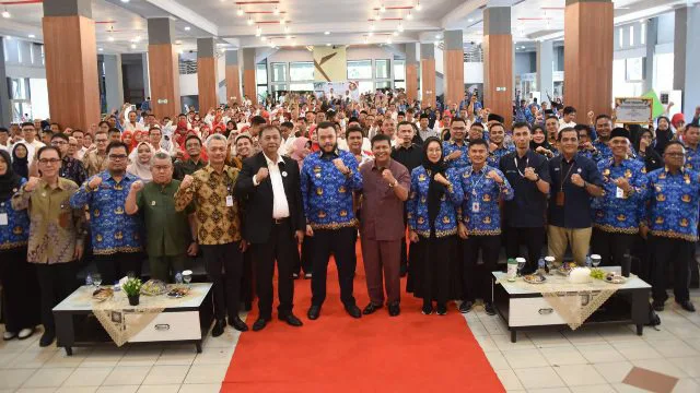 Peringatan Harkopnas ke-78 Tingkat Kota Padang, Wako Fadly Amran Launching Koperasi Kelurahan Merah Putih