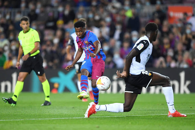 ملخص اهداف مباراة برشلونة وفالنسيا (3-1) الدوري الاسباني