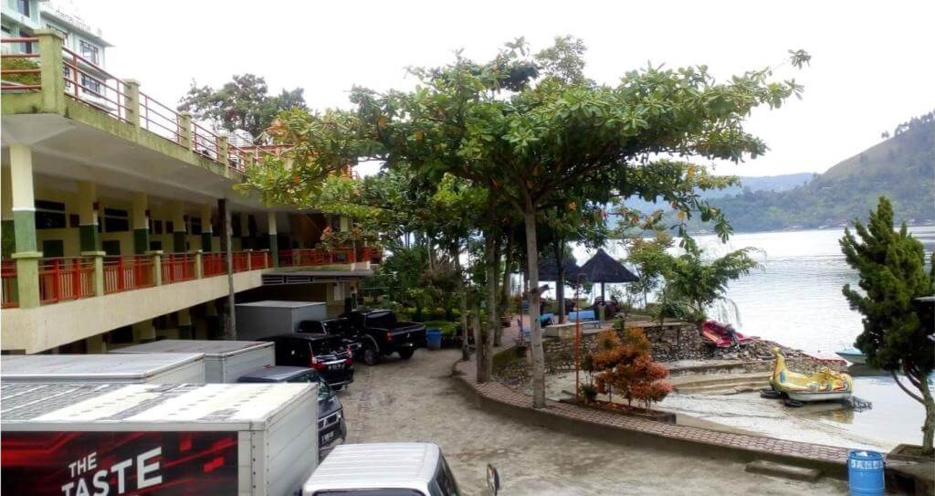 penginapan murah dekat danau toba Hotel Pandu Lake Side